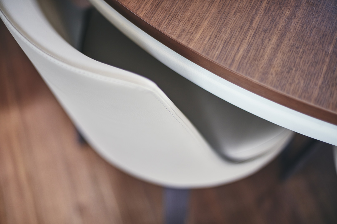 Dining table detail