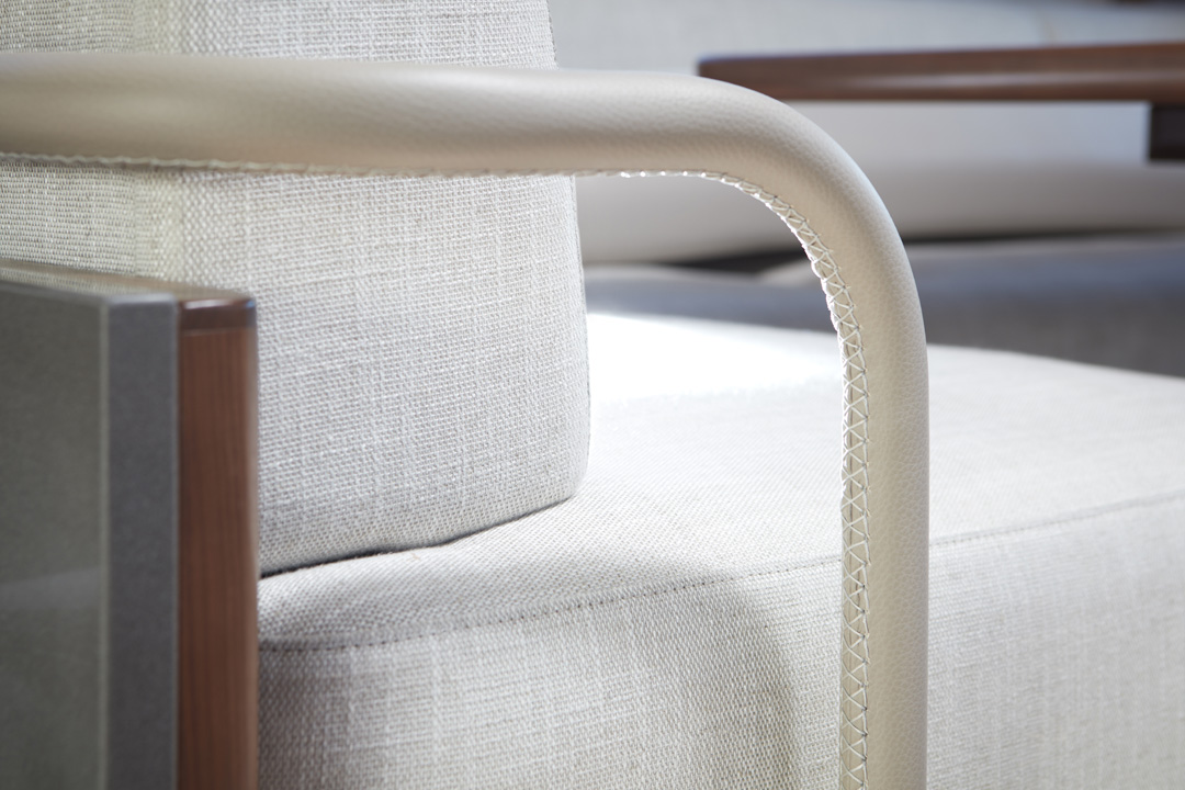 Port sofa detail