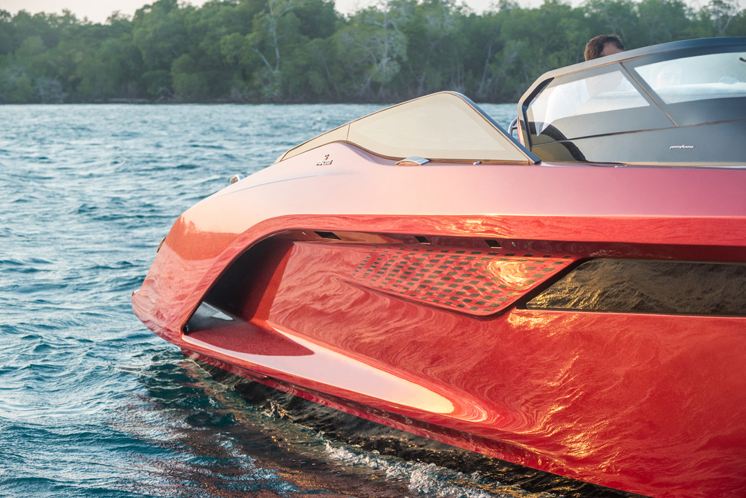 Aerodynamically tuned twin air outlets